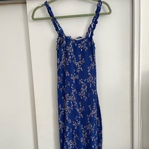 Blue ruched midi dress